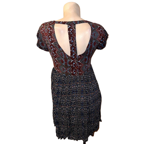 FREE PEOPLE Size XS Blue Burgundy Geo-Print Open Back SS Tunic Mini Dress BOHO - Picture 5 of 7